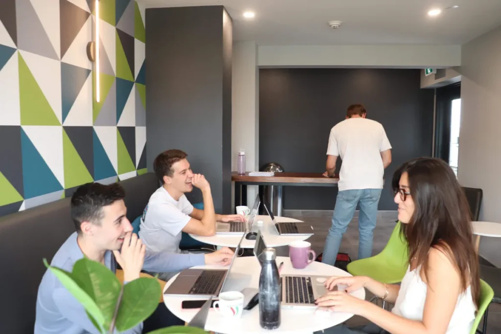 équipe de consultants en environnement de sustainscale